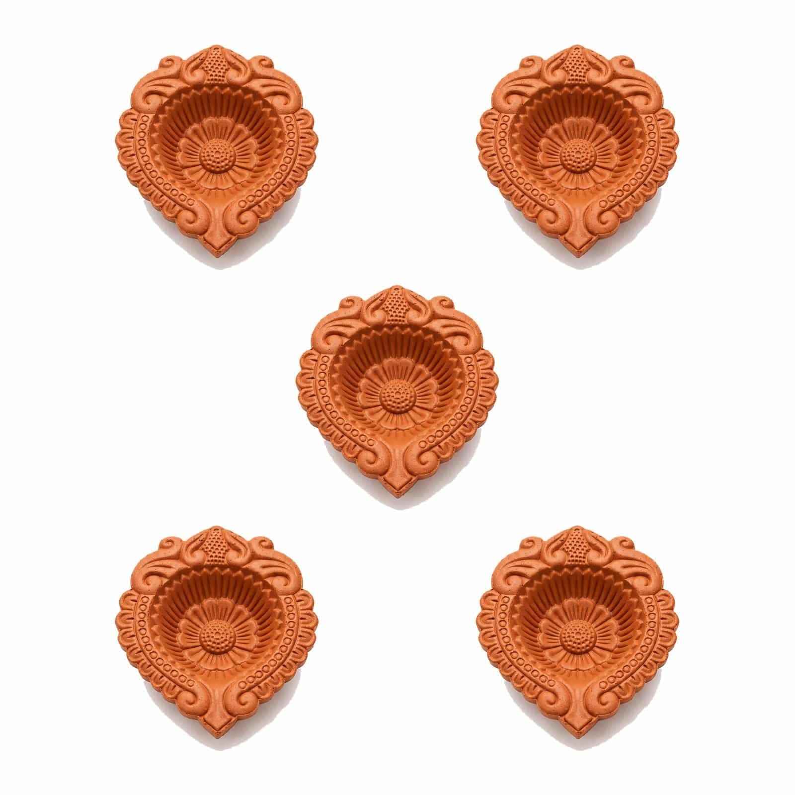 GG-DIY-TC-D7-520MAIN20Royal-Sunflower20Set20of205.jpg Set of 5 handmade Royal Sunflower terracotta clay diyas for Diwali — GG Gift, Jaipur